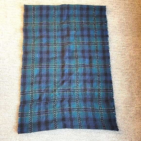 Modena Plaid Infinity Scarf - Picture 6 of 6